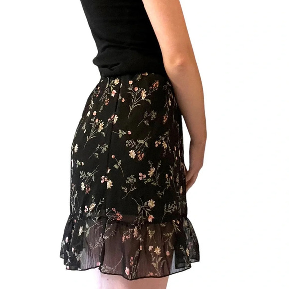 Revamped embroidered  floral ruffle skirt - Picture 2 of 2